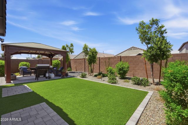7014 W PEDRO Lane, Laveen, AZ 85339
