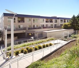 321 10th Avenue S #608, Seattle, WA 98104