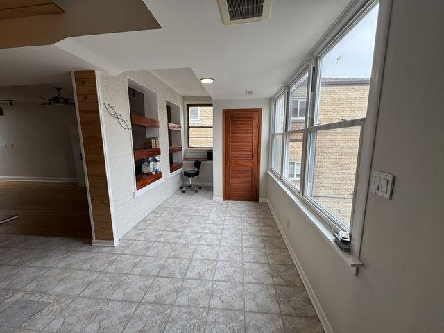 5816 W Higgins Avenue 2, Chicago, IL 60630