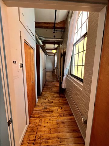 28 Bayley Street 405, Pawtucket, RI 02860
