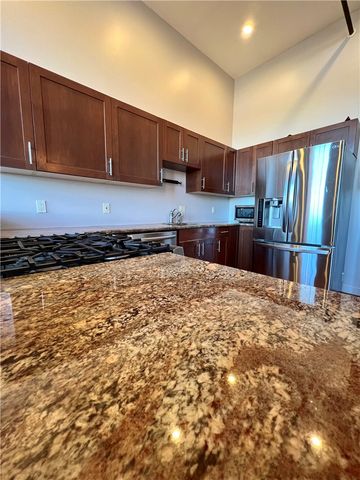 28 Bayley Street 405, Pawtucket, RI 02860