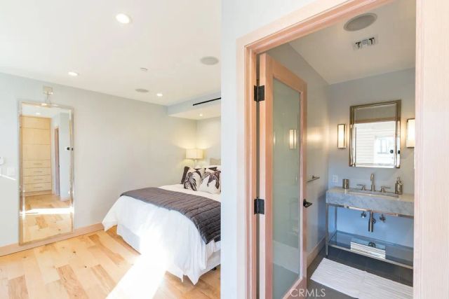 814 Monterey Boulevard, Hermosa Beach, CA 90254