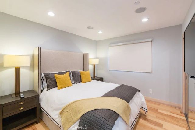 814 Monterey Boulevard, Hermosa Beach, CA 90254