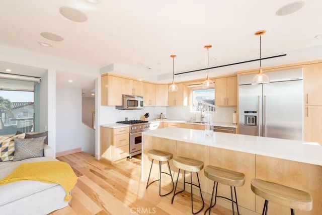 814 Monterey Boulevard, Hermosa Beach, CA 90254