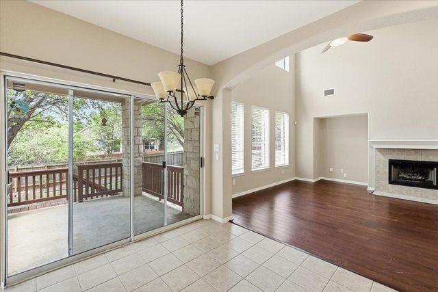 2112 Westfalian TRL, Austin, TX 78732