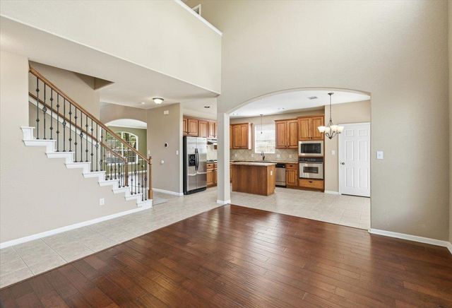 2112 Westfalian TRL, Austin, TX 78732