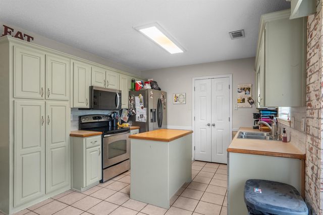 20 Violet Cove, Cabot, AR 72023