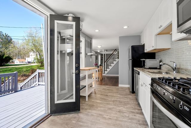 114 Washington Street 1, Groveland, MA 01834