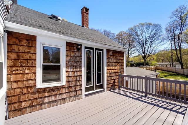 114 Washington Street 1, Groveland, MA 01834