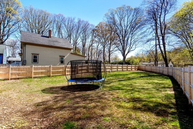 114 Washington Street 1, Groveland, MA 01834
