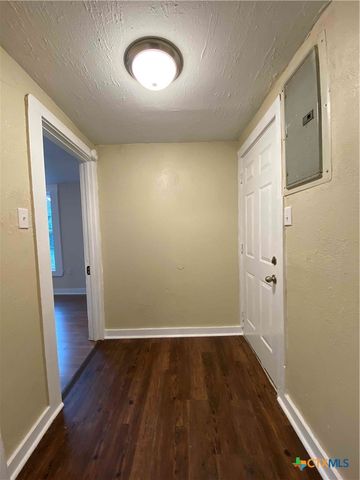 904 N Main Street, Temple, TX 76501