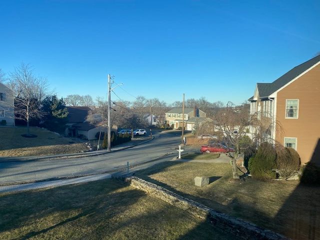 124 Gardiner Rd CH, Quincy, MA 02169