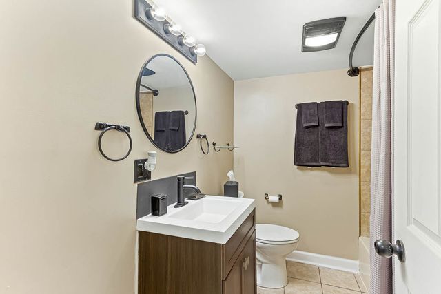6836 S Michigan Avenue, Chicago, IL 60637