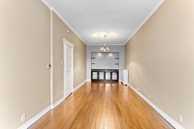 6836 S Michigan Avenue, Chicago, IL 60637