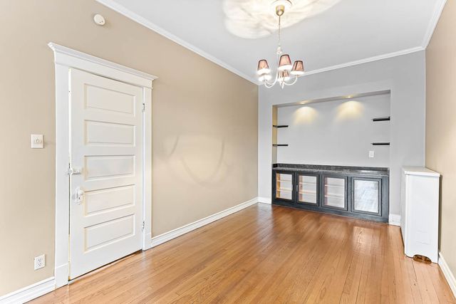 6836 S Michigan Avenue, Chicago, IL 60637
