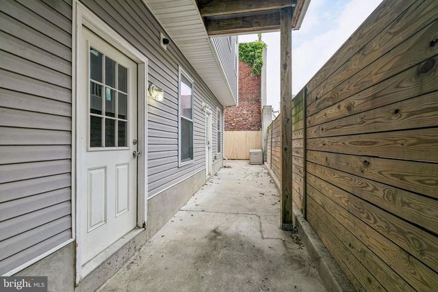 413 FAIRMOUNT AVE, Philadelphia, PA 19123