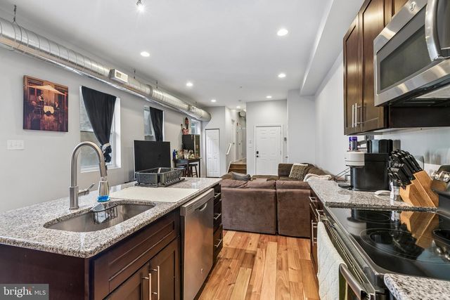 413 FAIRMOUNT AVE, Philadelphia, PA 19123