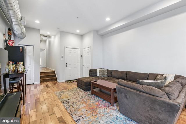 413 FAIRMOUNT AVE, Philadelphia, PA 19123
