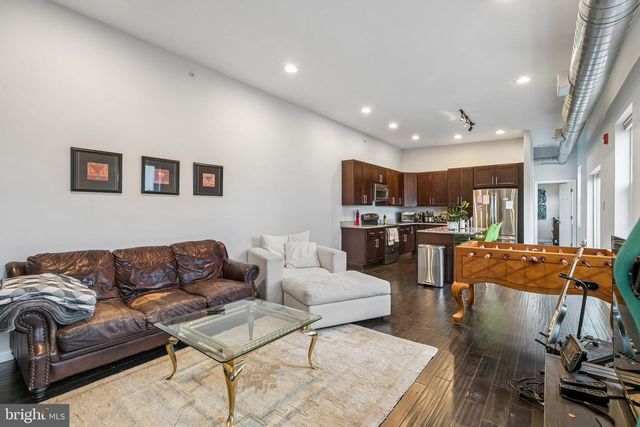 413 FAIRMOUNT AVE, Philadelphia, PA 19123