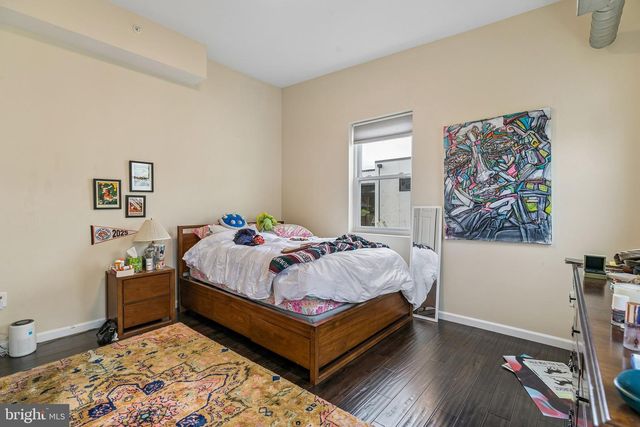413 FAIRMOUNT AVE, Philadelphia, PA 19123