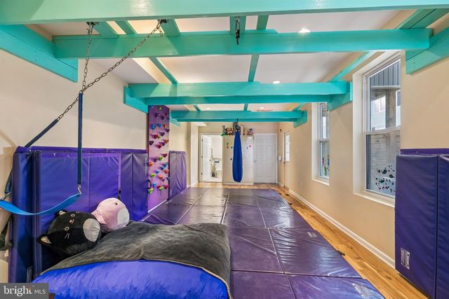 413 FAIRMOUNT AVE, Philadelphia, PA 19123