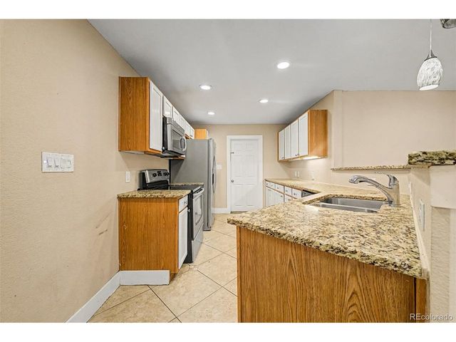 2301 E 93rd Pl, Thornton, CO 80229