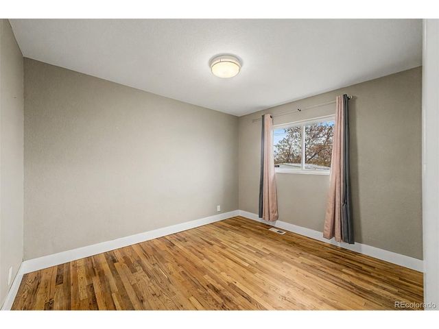2301 E 93rd Pl, Thornton, CO 80229