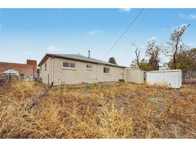 2301 E 93rd Pl, Thornton, CO 80229