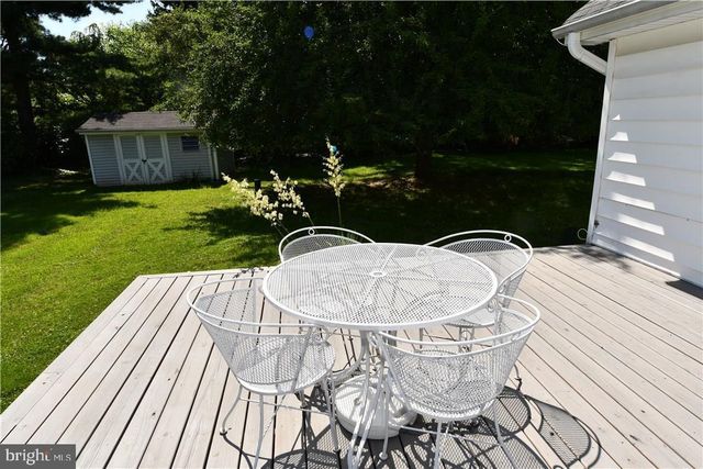 26 MORNINGSIDE DR, Pennington, NJ 08534