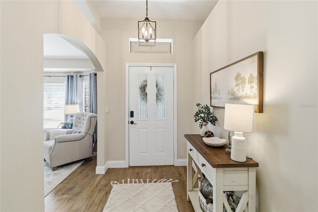 Image 5 of property listing at 122 LENA ANN DRIVE, St Cloud, FL 34771