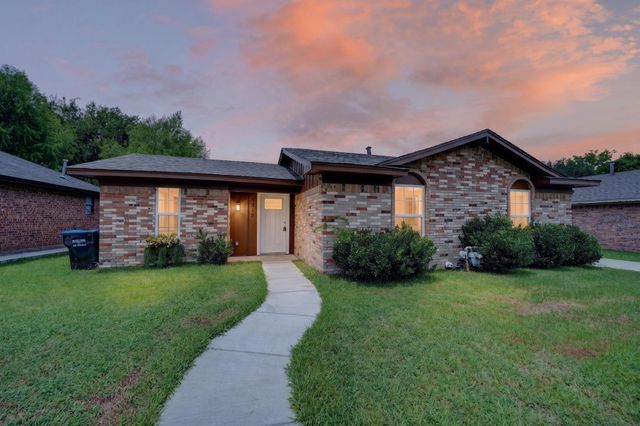 8312 Charles Street, Greenville, TX 75402