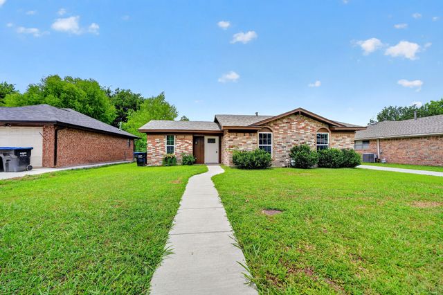 8312 Charles Street, Greenville, TX 75402