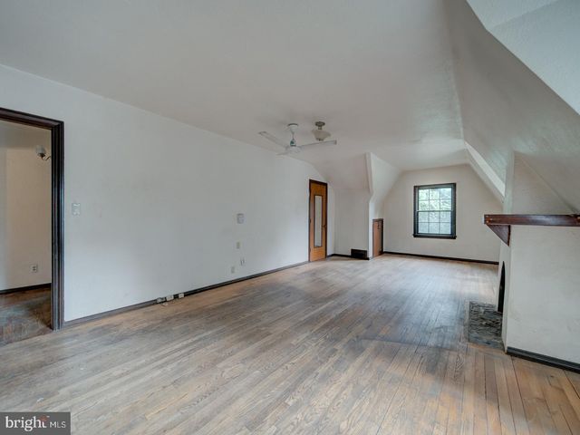 3819 SUITLAND RD SE, Washington, DC 20020