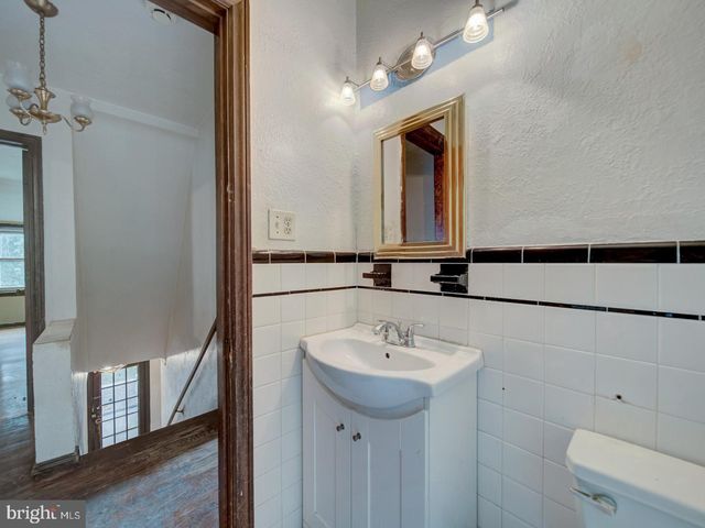 3819 SUITLAND RD SE, Washington, DC 20020