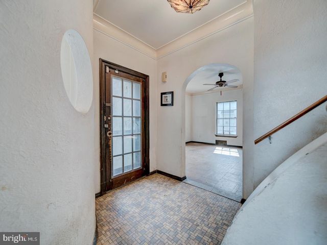 3819 SUITLAND RD SE, Washington, DC 20020