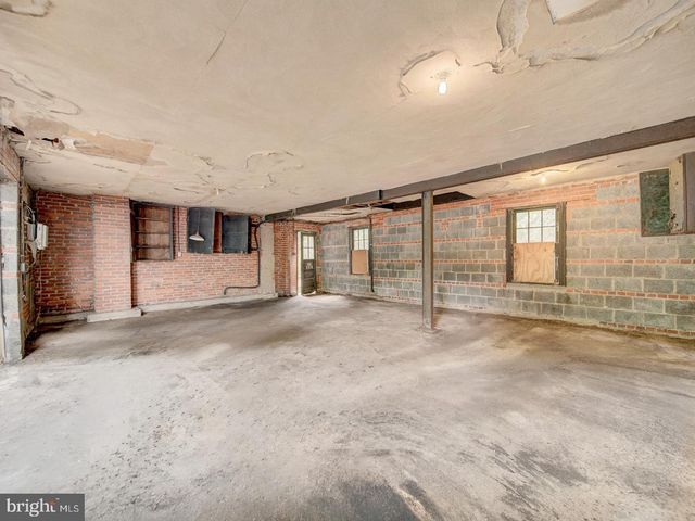 3819 SUITLAND RD SE, Washington, DC 20020