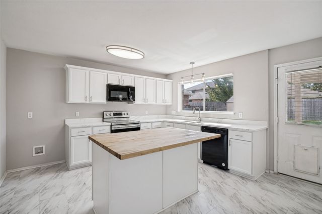 1012 Valera Road, Forney, TX 75126