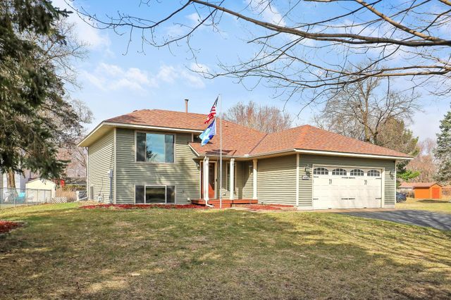 14030 Fountain Avenue N, Hugo, MN 55038