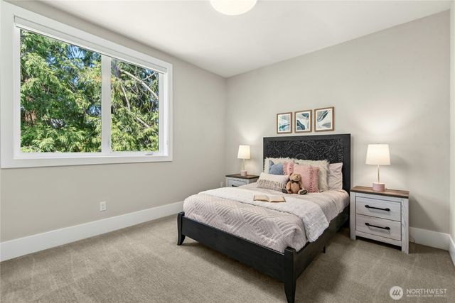 17840 10th Avenue NW, Shoreline, WA 98177