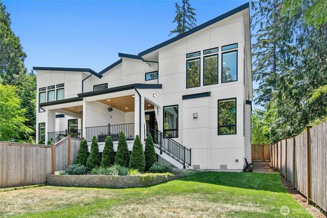 17840 10th Avenue NW, Shoreline, WA 98177