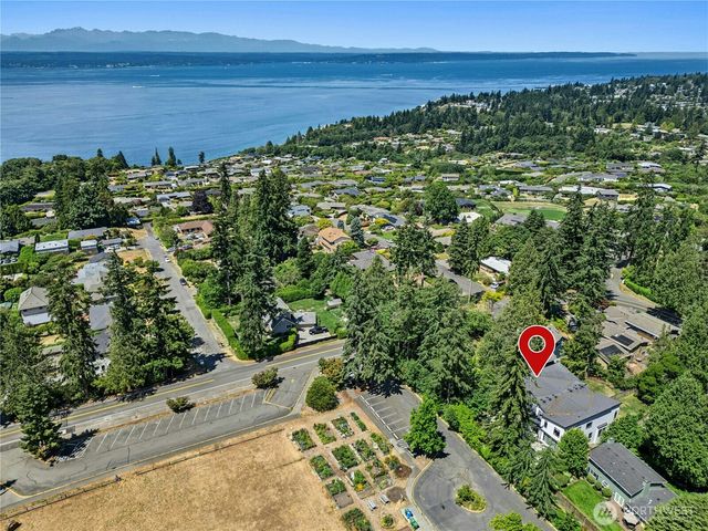 17840 10th Avenue NW, Shoreline, WA 98177