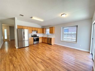 3761 Top Rock LN, Round Rock, TX 78681