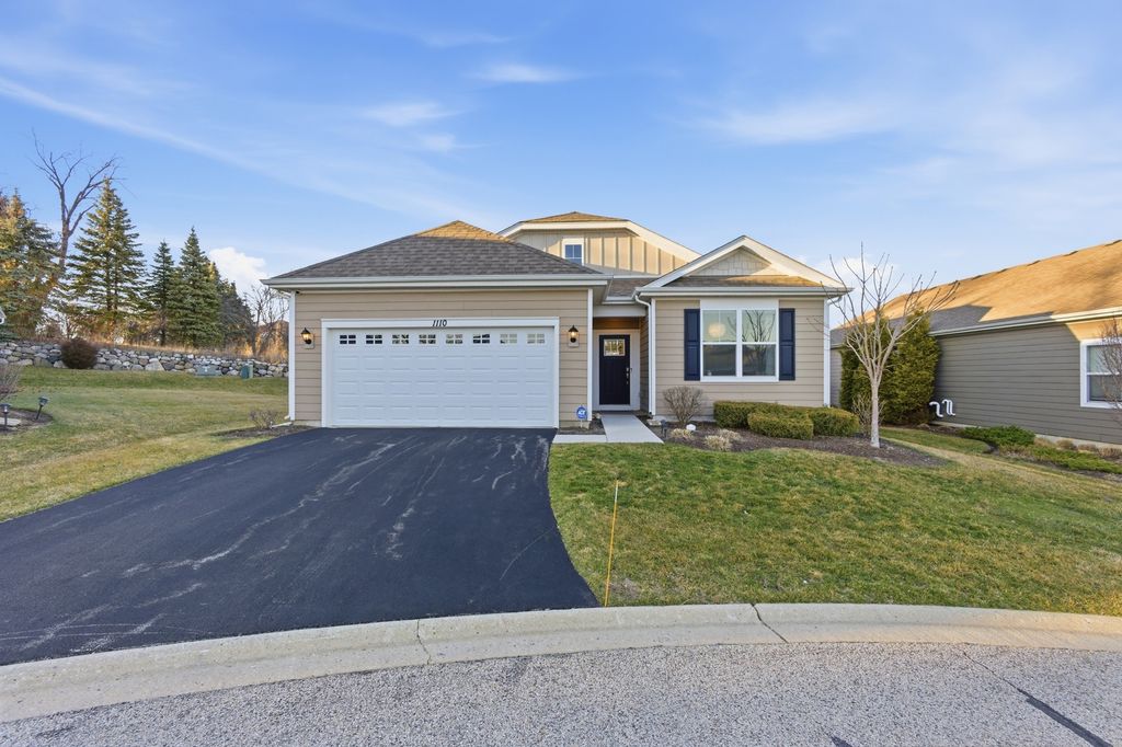 1110 Redtail Court, Woodstock, IL 60098