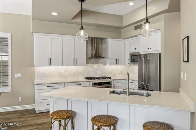 3023 E HAZELWOOD Street E, Phoenix, AZ 85016