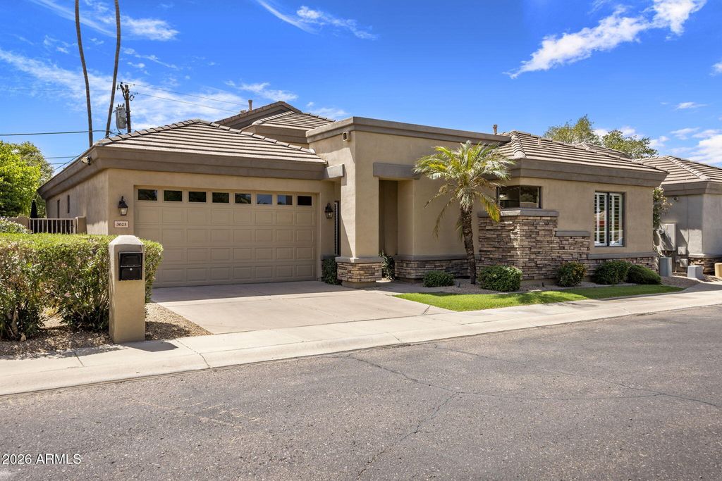 3023 E HAZELWOOD Street E, Phoenix, AZ 85016 — exterior