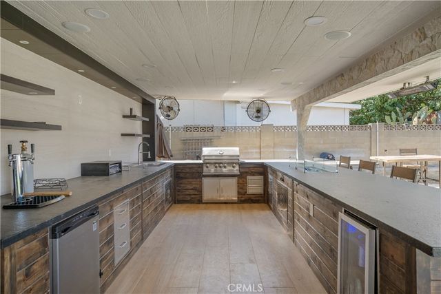 3546 Hillview Drive, Riverside, CA 92503