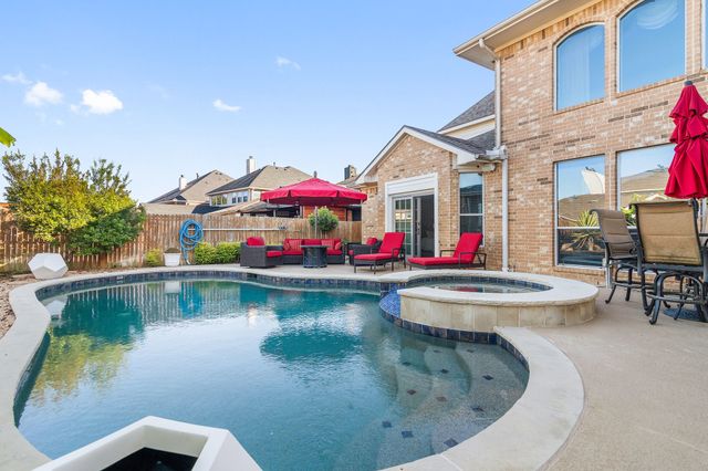 2228 Condor Street, Grand Prairie, TX 75052