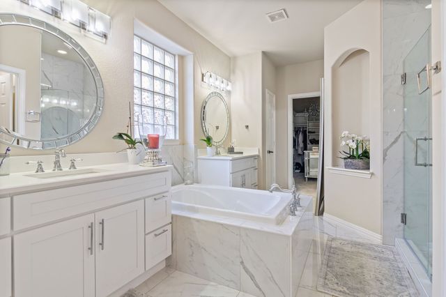 2228 Condor Street, Grand Prairie, TX 75052