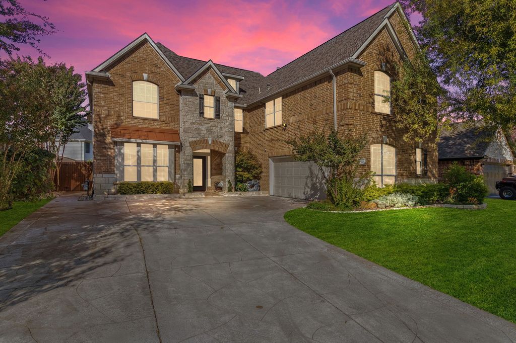 2228 Condor Street, Grand Prairie, TX 75052