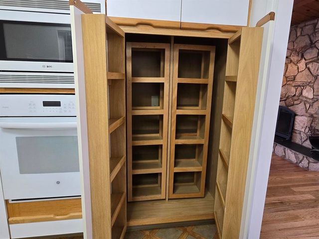 2041 Nutmeg Street N, Escondido, CA 92026